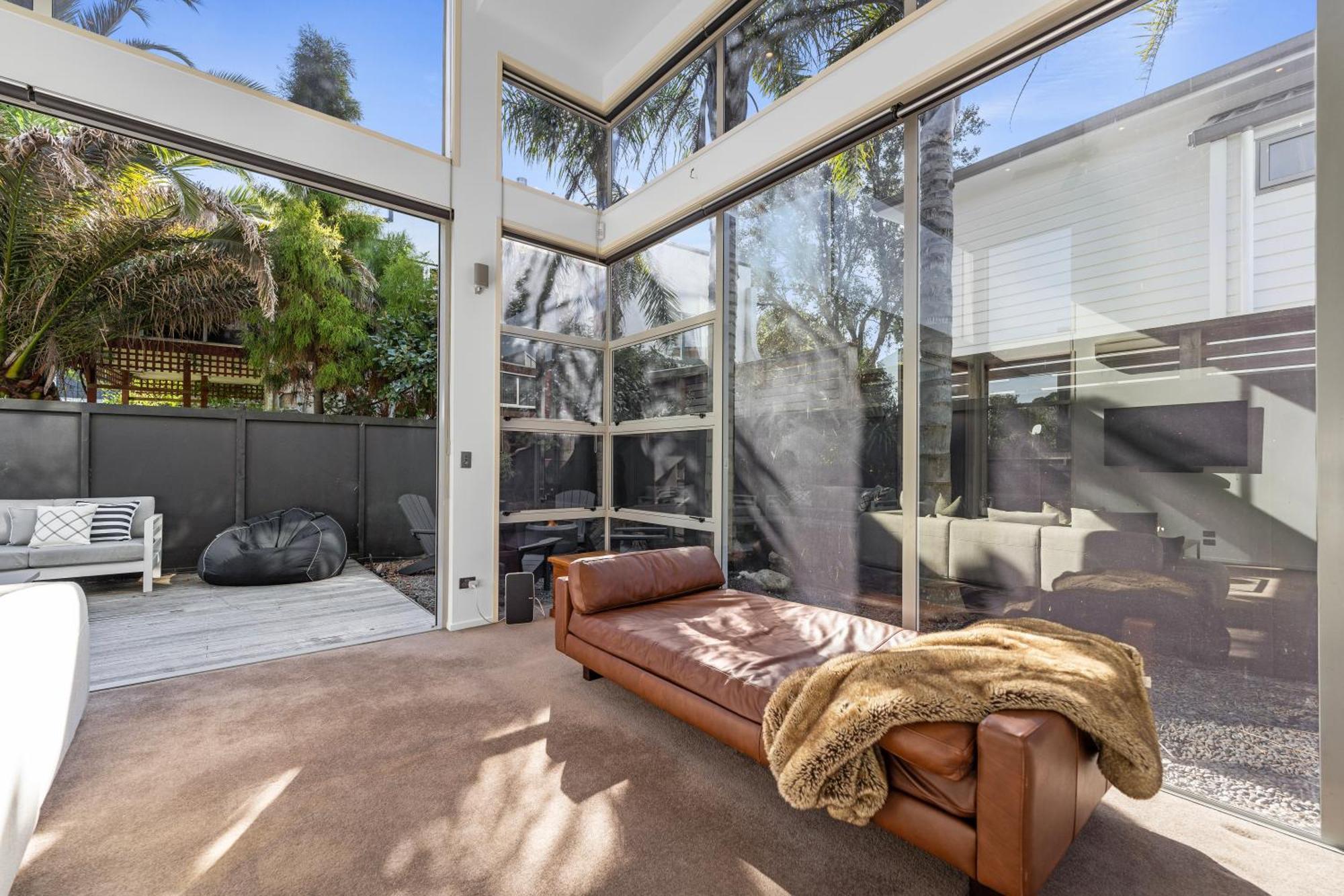 Modern Home Central Mount Маунт-Маунгани Экстерьер фото