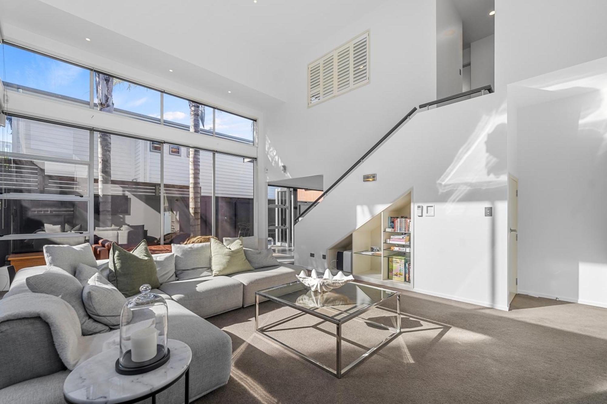 Modern Home Central Mount Маунт-Маунгани Экстерьер фото
